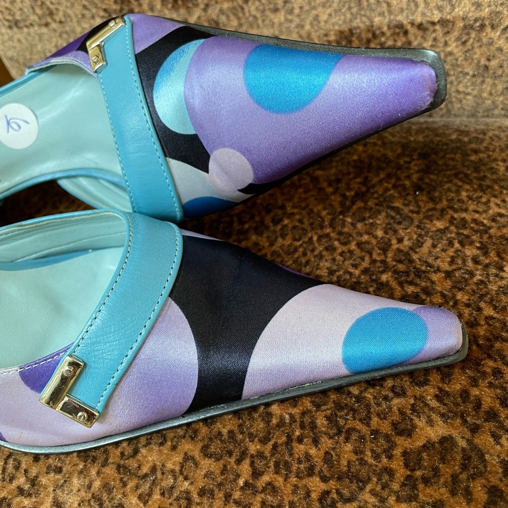 Luichiny - Printed Cloth and Blue Leather, pointed toed pumps - Picture 13 of 16